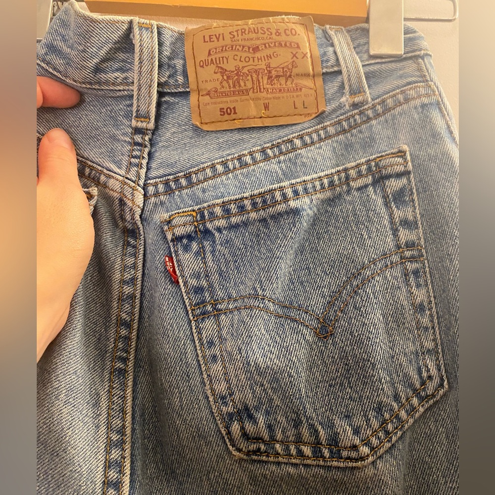 Levi's Women's Light Blue Straight Leg Jeans